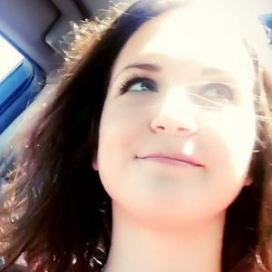 Meet your Posher, Katelyn